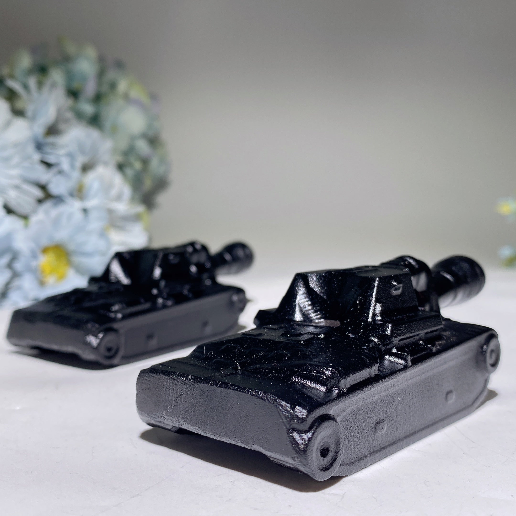4,0 Zoll schwarze Obsidian-Tank-Kristallfigur zur Heilung