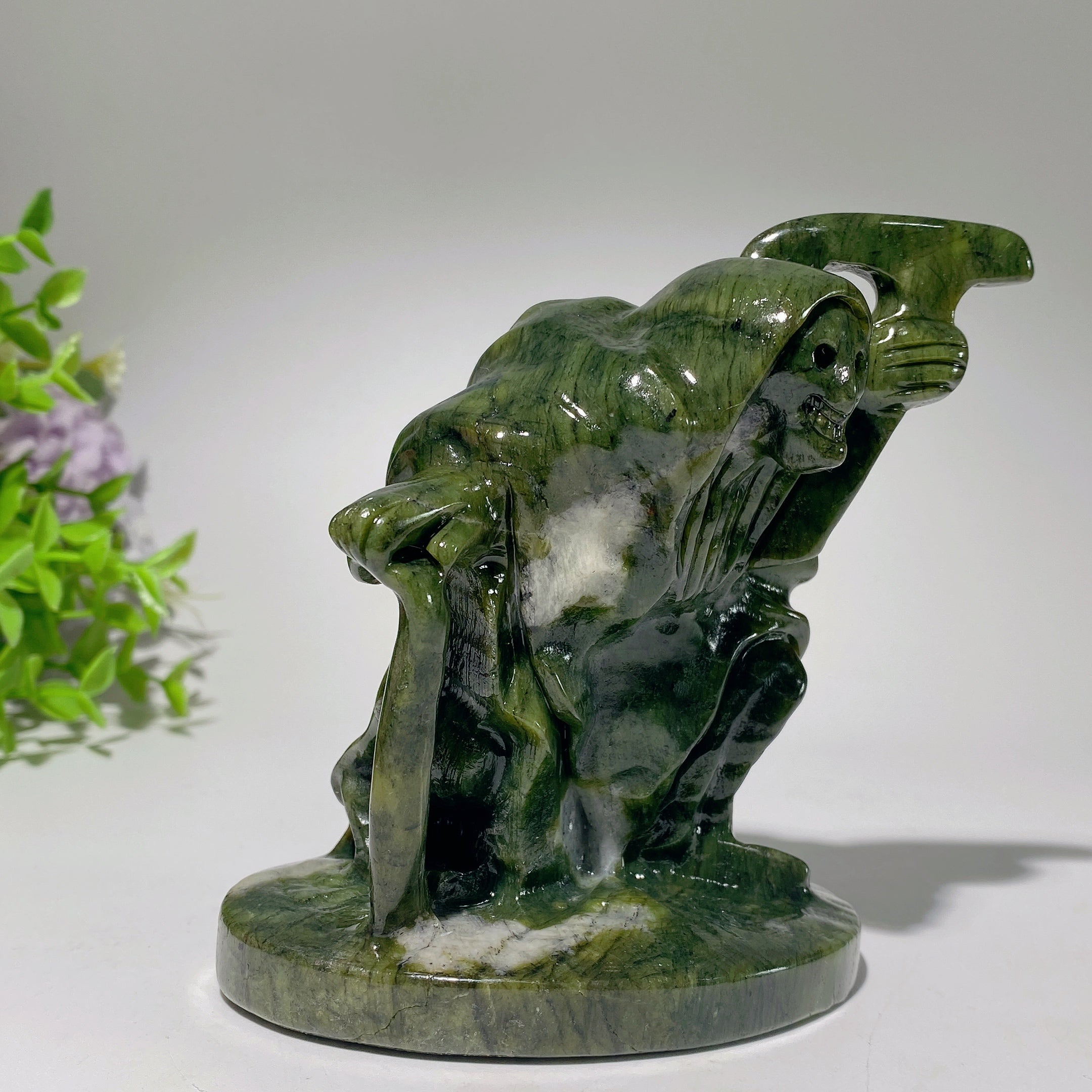 4,2 Zoll große Serpentin-Kristallfigur für spirituelle Heilung