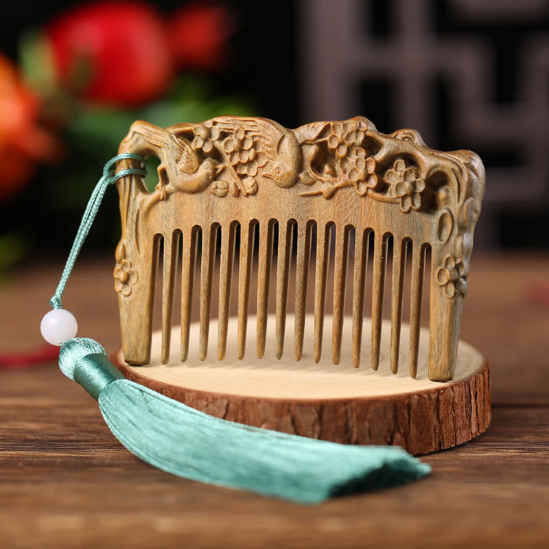 Green Sandalwood Engraved Cure Tassel Comb for Tranquility