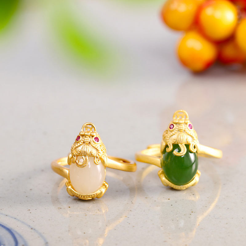 Adjustable 18k Gold Pixiu Jade Ring for Wealth & Luck