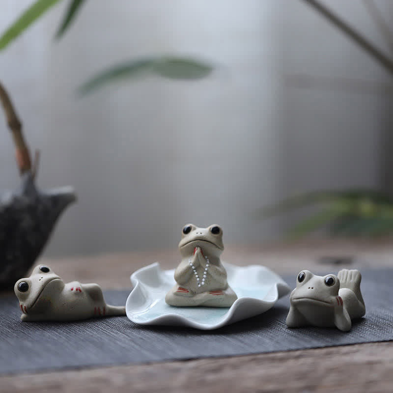 Meditating Ceramic Small Frog Statue for Zen Calm Décor