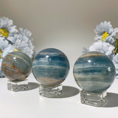 50 mm blaue Onyx-Kristallkugel für Heilung und Energie