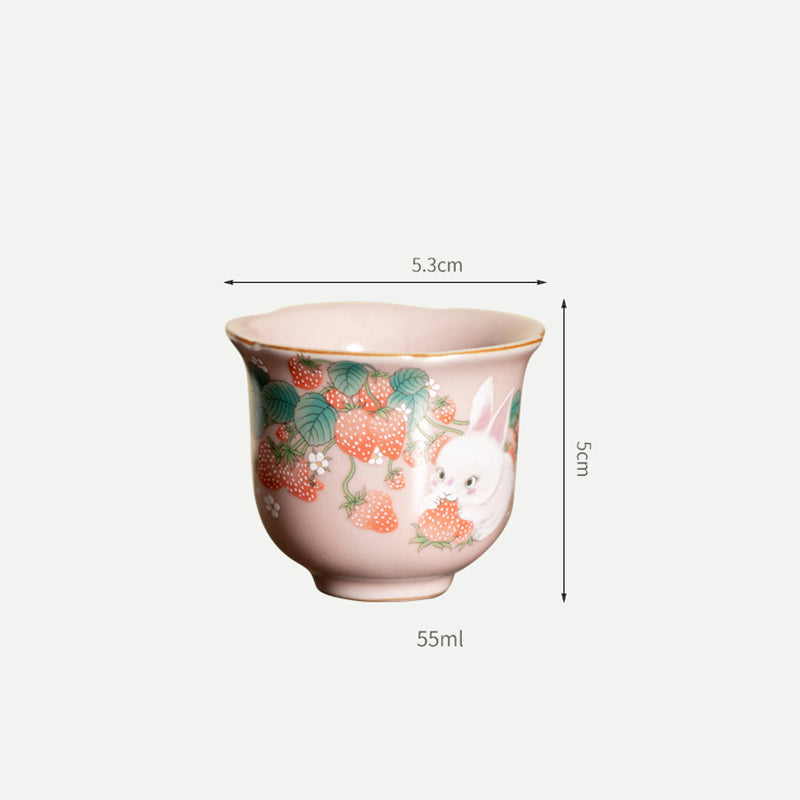 55 ml Keramik-Teetasse mit Erdbeer-Kaninchen | Zen Decor Delight