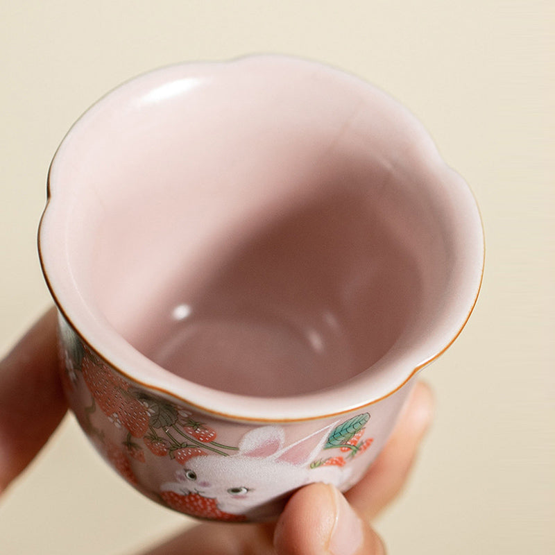 55 ml Keramik-Teetasse mit Erdbeer-Kaninchen | Zen Decor Delight