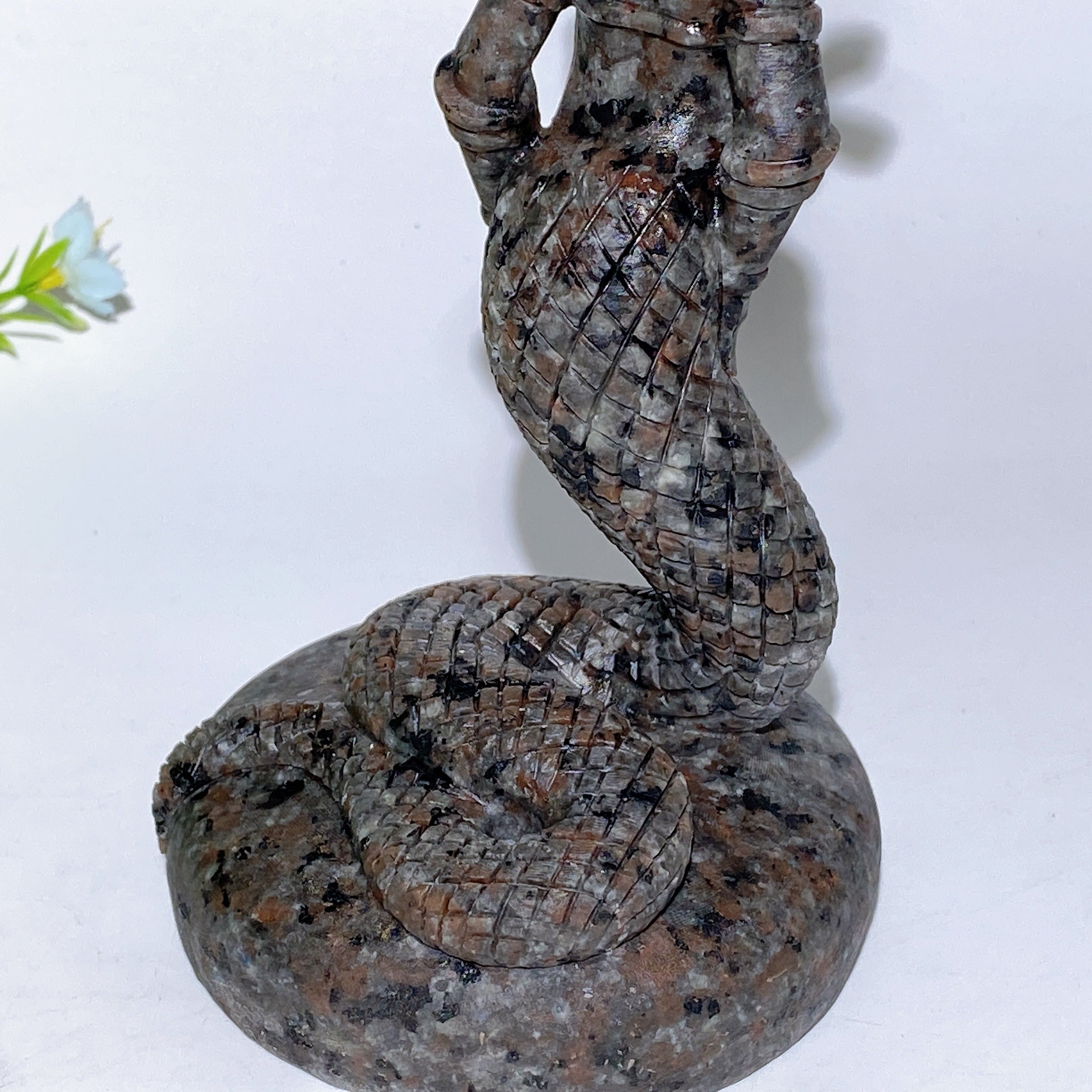 6,9 Zoll Yooperlite Granat Medusa Kristall Figur