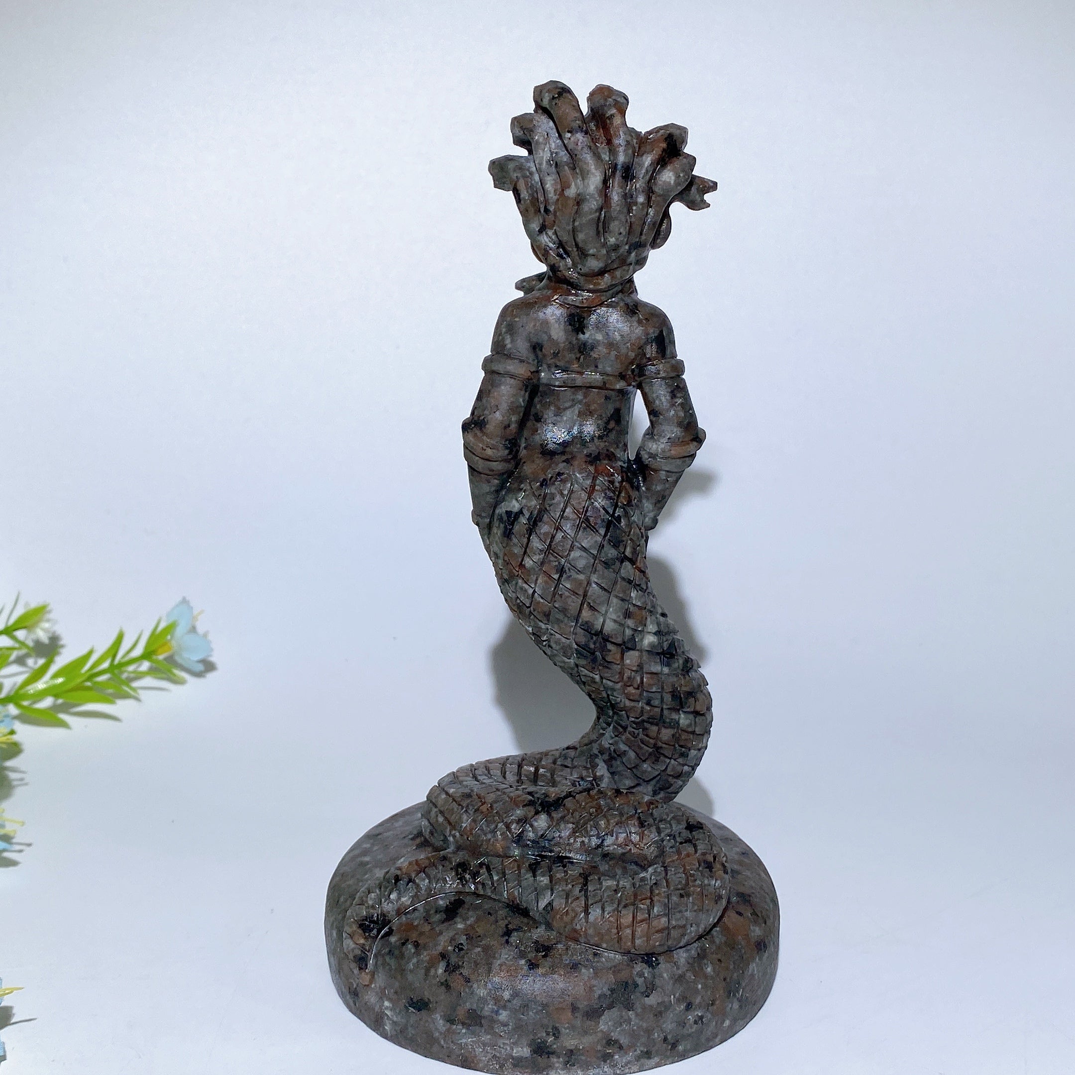 6,9 Zoll Yooperlite Granat Medusa Kristall Figur
