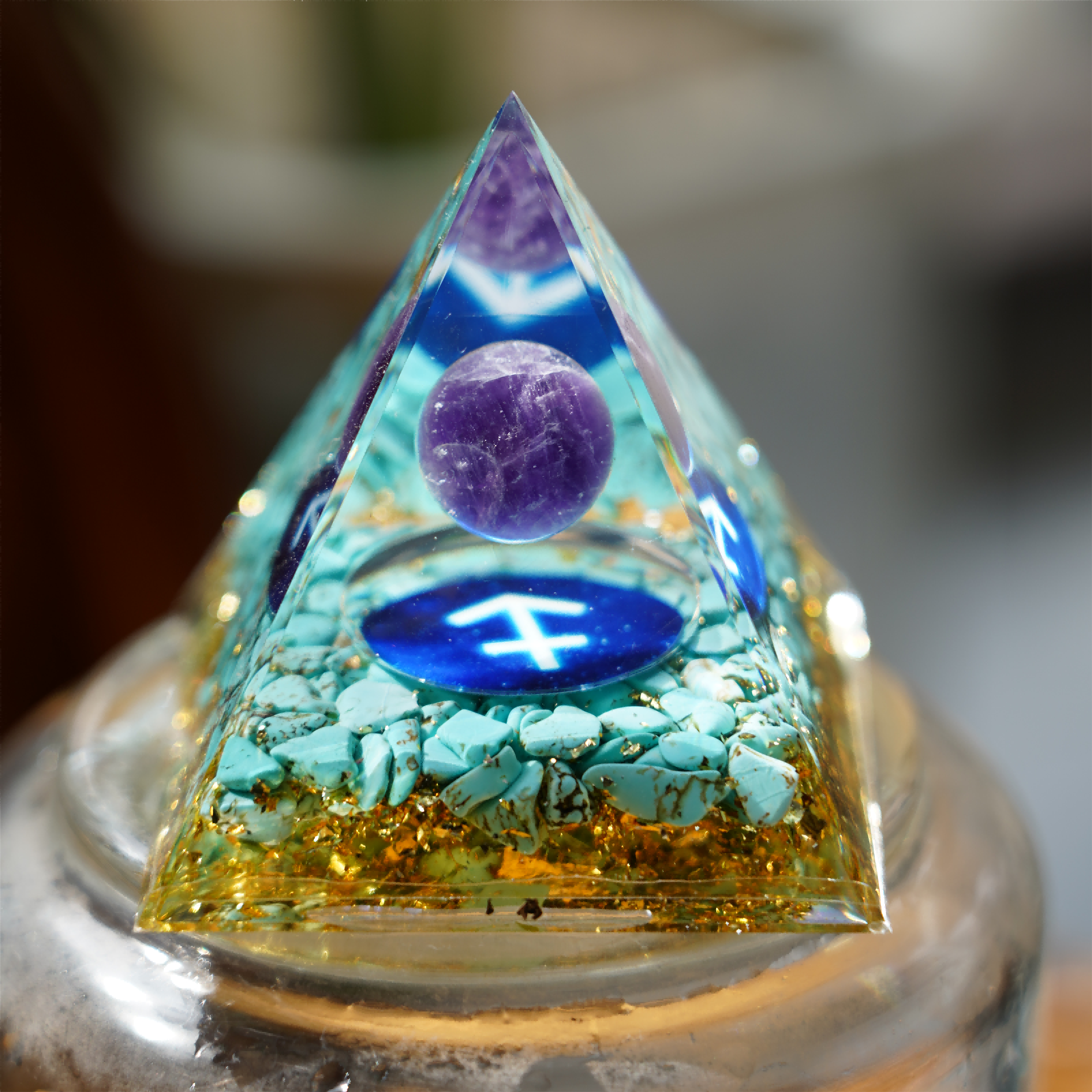 6cm Zodiac Orgone Resin Crystal Chips Healing Pyramid for Energy