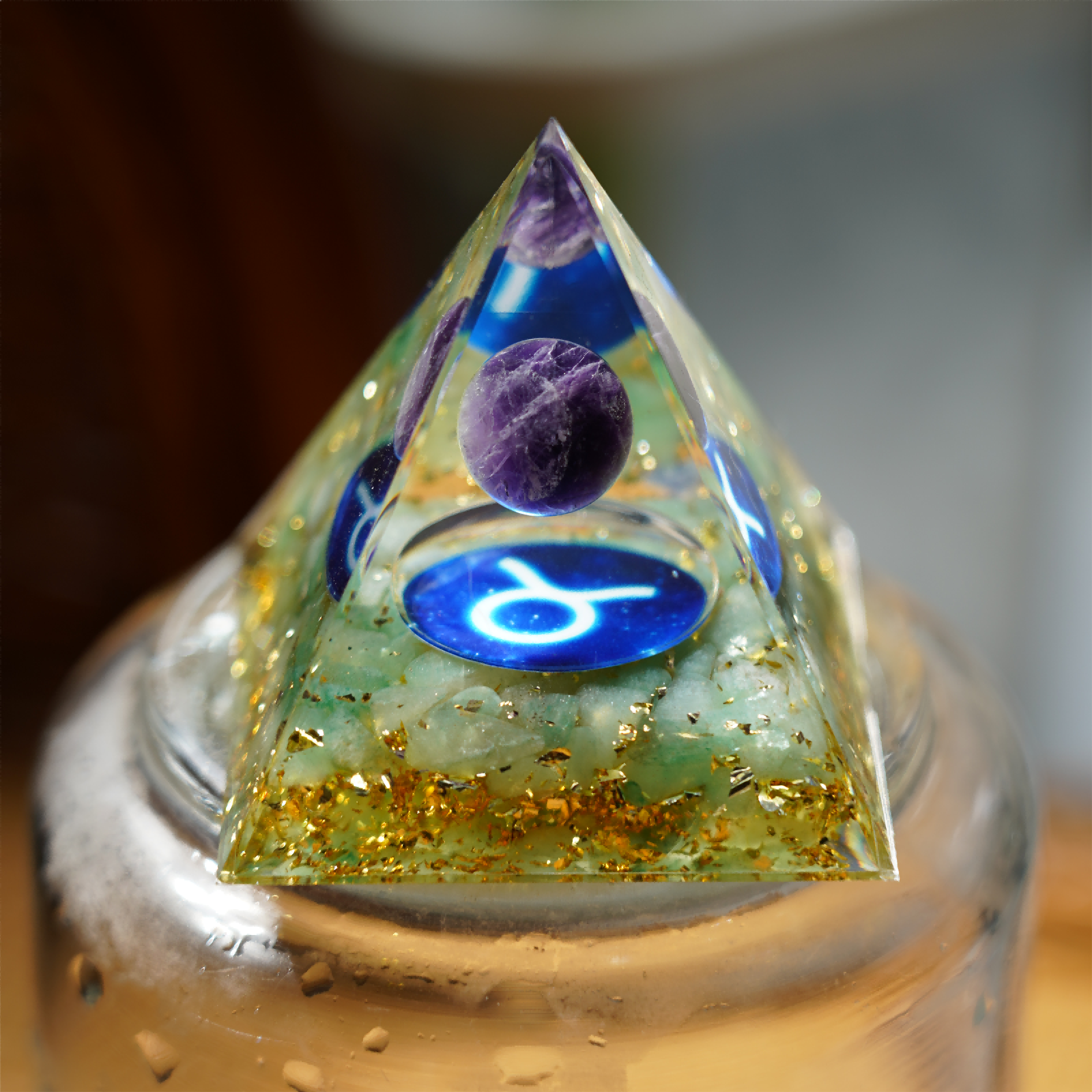 6cm Zodiac Orgone Resin Crystal Chips Healing Pyramid for Energy