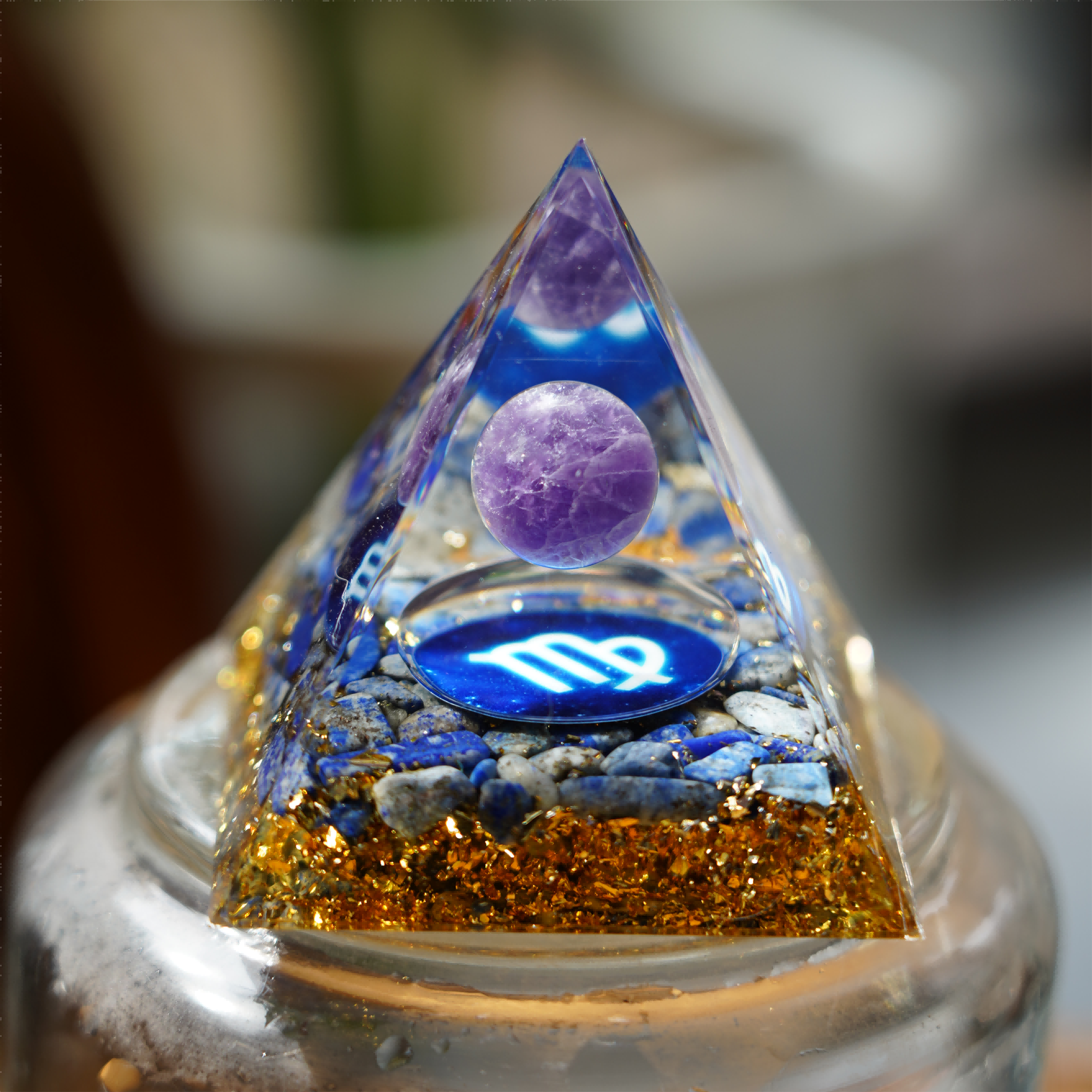 6cm Zodiac Orgone Resin Crystal Chips Healing Pyramid for Energy