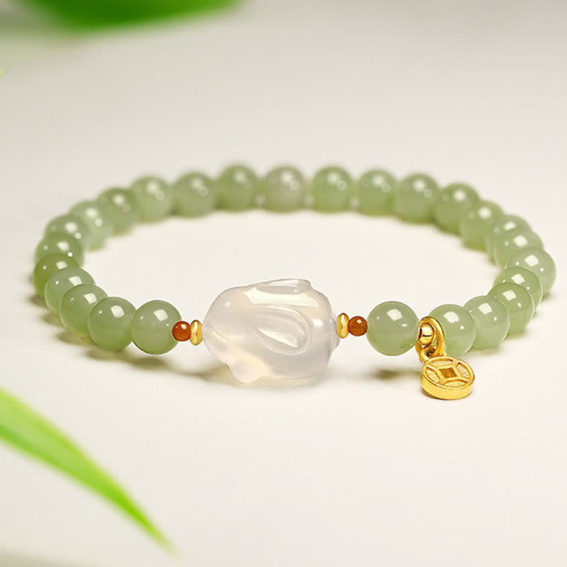 6 mm Hetian Jade-Kaninchen-Kupfermünzenarmband für Glück und Wohlstand