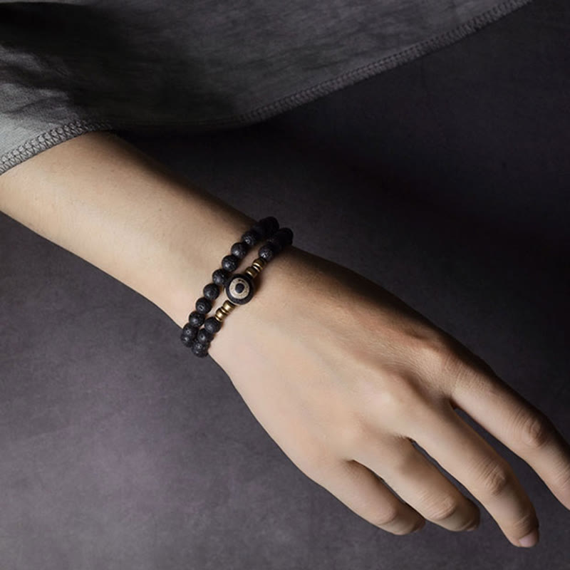 6 mm Lavastein-Armband mit dreiäugigen Dzi-Perlen, doppelt gewickelt