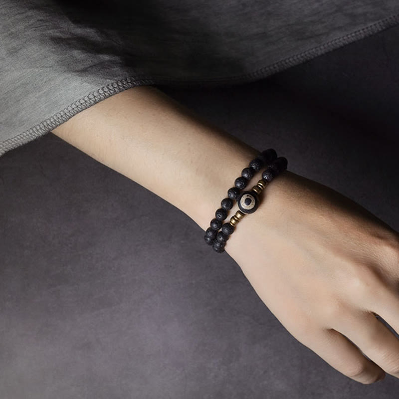 6 mm Lavastein-Armband mit dreiäugigen Dzi-Perlen, doppelt gewickelt