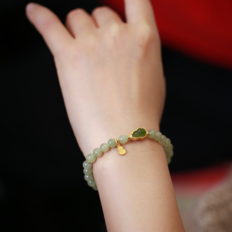 6 mm großes Glücksbringerarmband aus natürlicher Hetian-Jade