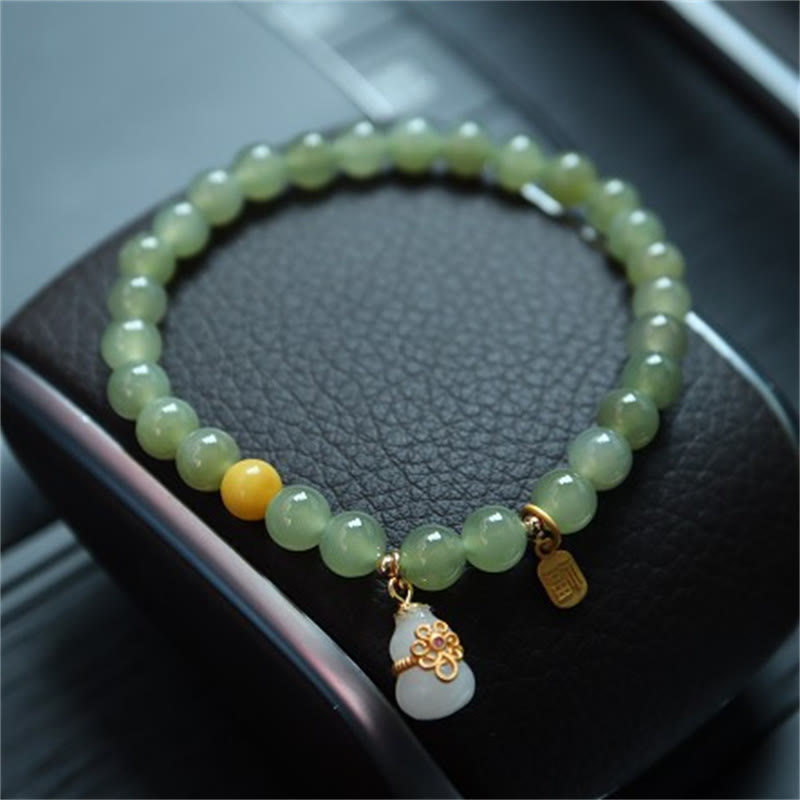 6 mm großes Glücksbringerarmband aus natürlicher Hetian-Jade