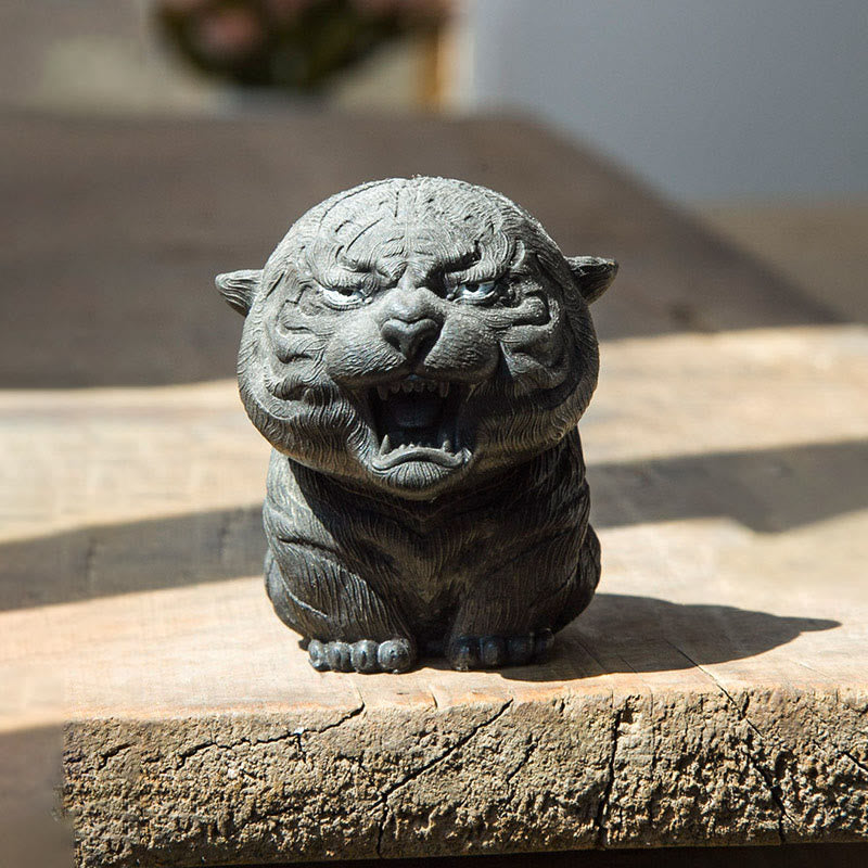 7,5 cm Mini-Statue „Roaring Tiger“ aus Eisenpulverharz