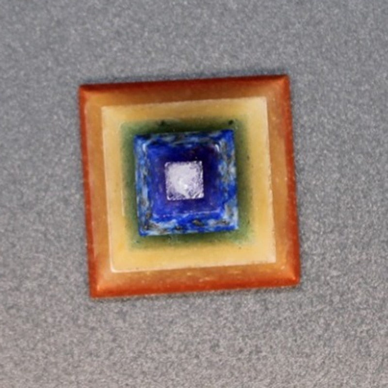 7 Chakra Regenbogen Pyramide