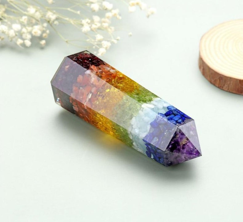 7 Schichten heilender Chakra-Kristallturm