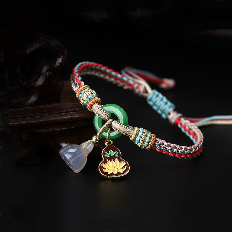 Lotus Chalcedon Jade Harmonie Armband mit Peace Schnalle