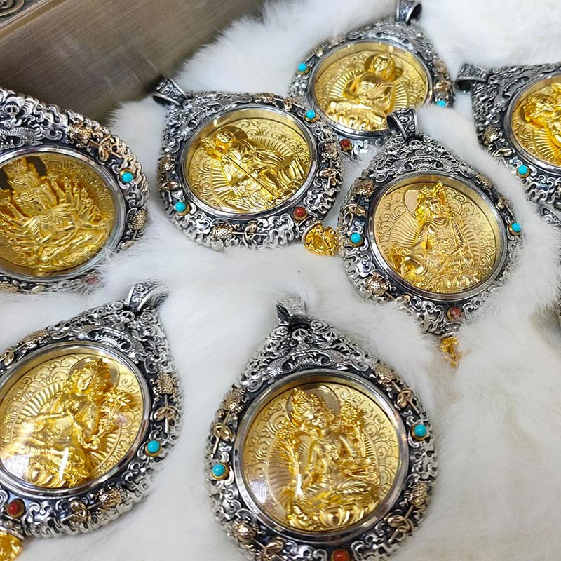 Chinese Zodiac Rotatable Necklace Pendant for Spiritual Protection