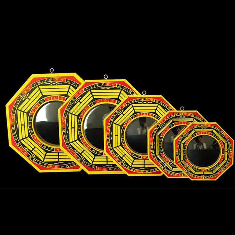 8 im Feng Shui Bagua Kartenspiegel für Harmonie und Gleichgewicht