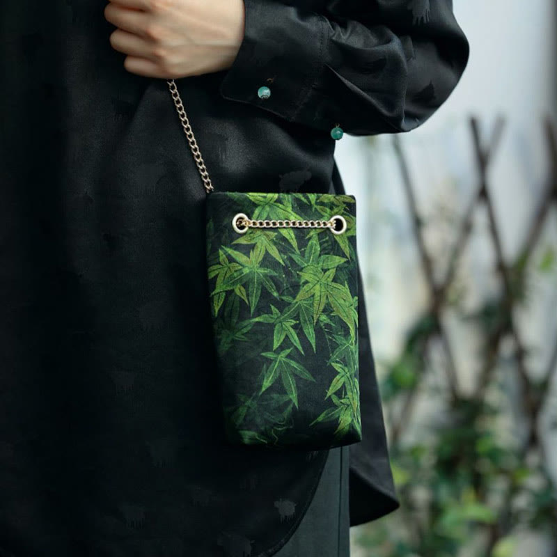 Small Maple Leaf Persimmon Metal Chain Crossbody Bag