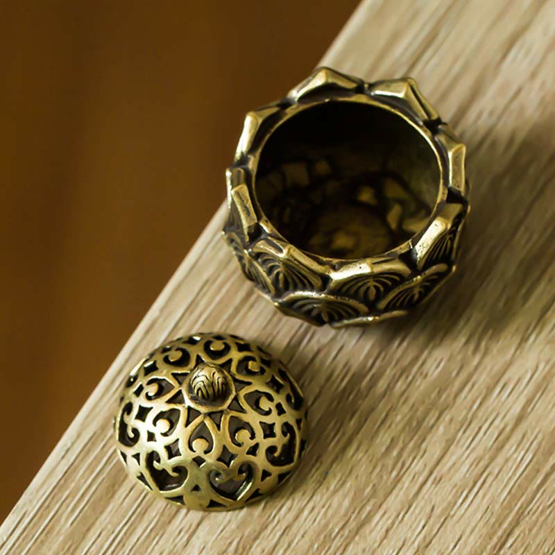 Tibetischer Mini-Räucherbrenner aus Kupfer mit Lotusmuster