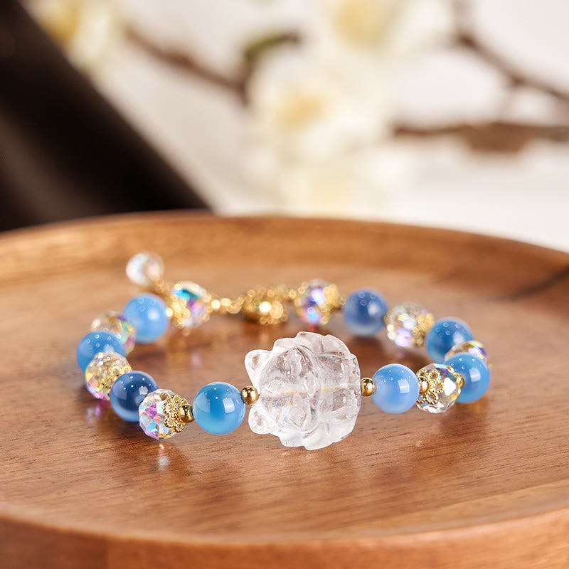 8 mm blaues Candy-Achat-Harmoniearmband mit neunschwänzigem Fuchs