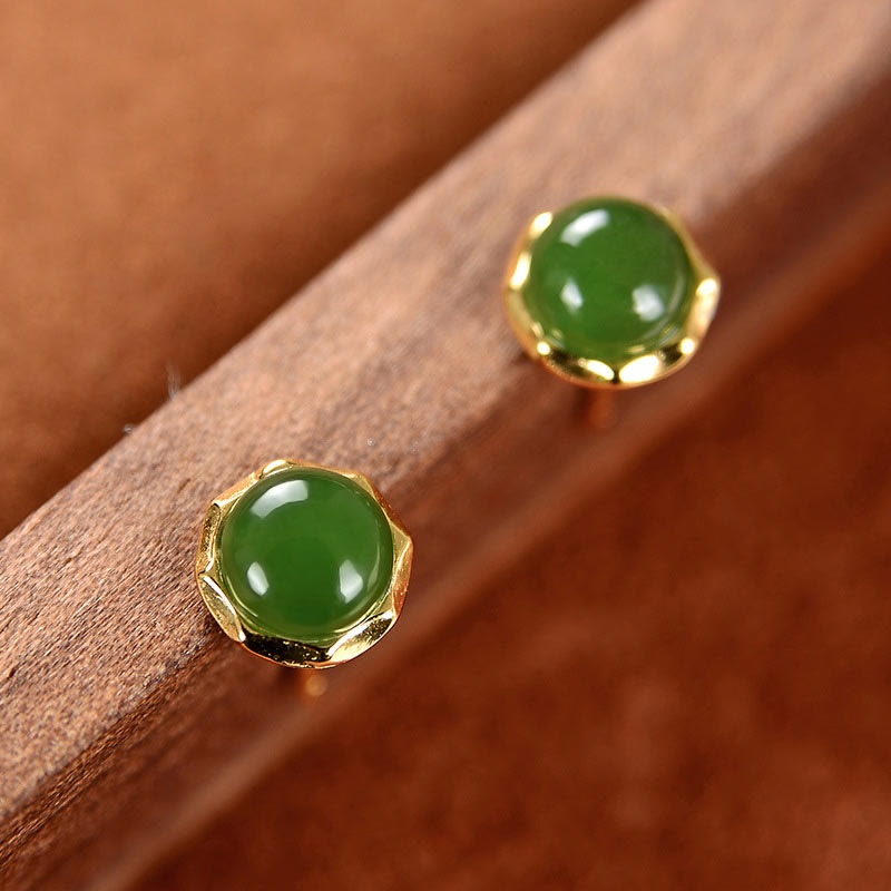 8 mm Cyan Jade Ohrstecker in Sterling Silber vergoldet für Glück