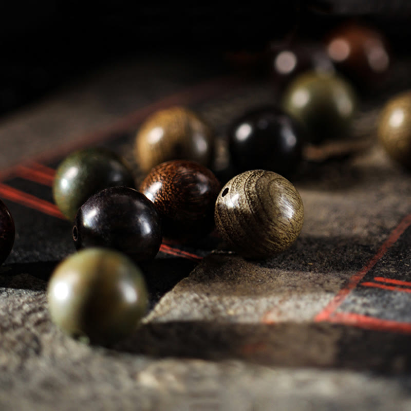 8 mm Buddha-Armband aus grünem Sandelholz für Frieden und Schutz