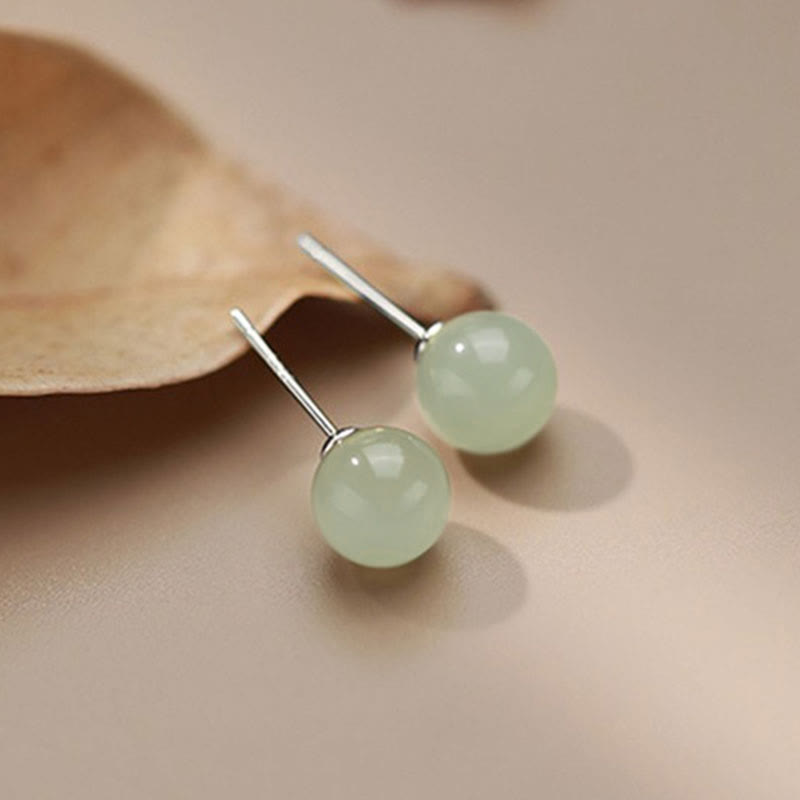8 mm Jade-Ohrstecker für Wohlstand und Überfluss