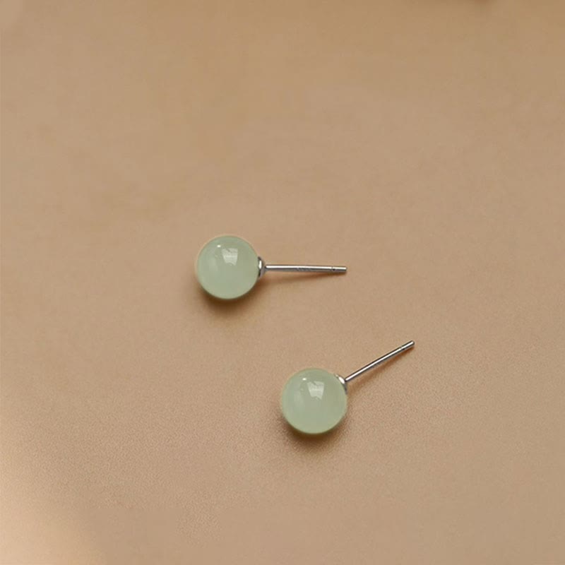 8 mm Jade-Ohrstecker für Wohlstand und Überfluss