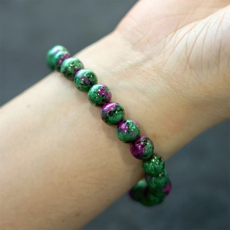 8 mm Rubin-Zoisit-Armband mit spiritueller Verbindung