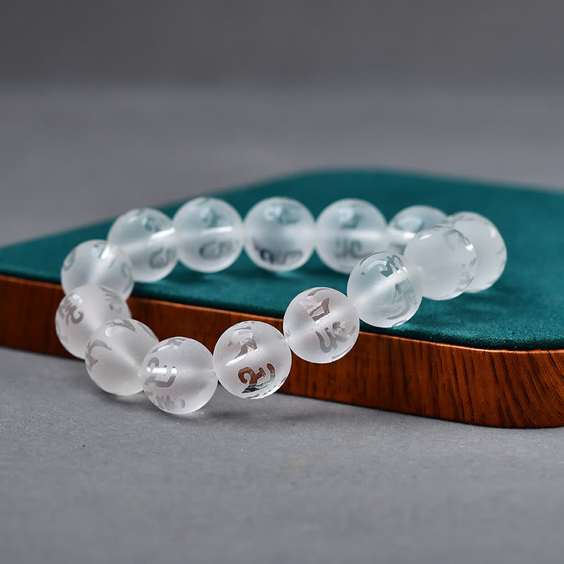 8 mm weißes Kristall-Schutzarmband „Om Mani Padme Hum“