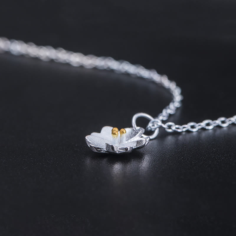 Spirituelle Halskette mit Kirschblütenmotiv aus 925er Sterlingsilber zum Schutz