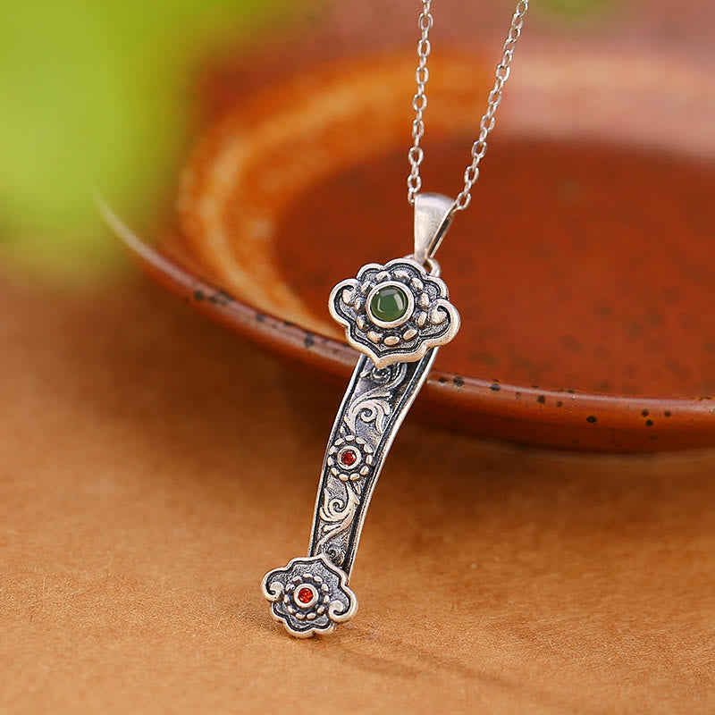 Jade-Halskette aus 925er Sterlingsilber mit Ruyi-Griff für Segen