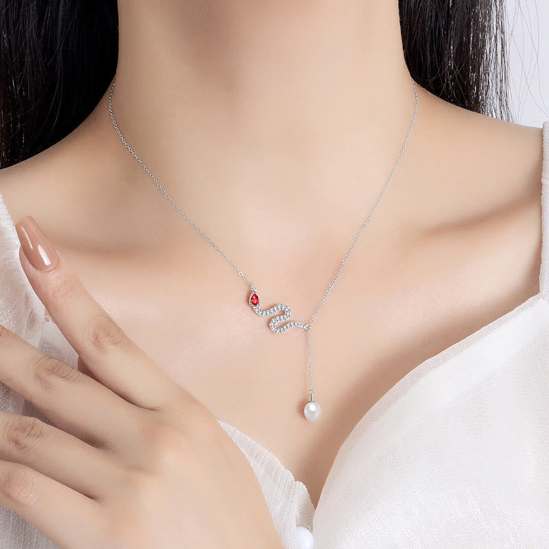 Perlenkette mit Schlangenanhänger aus 925er Sterlingsilber | Schutz &amp; Weisheit