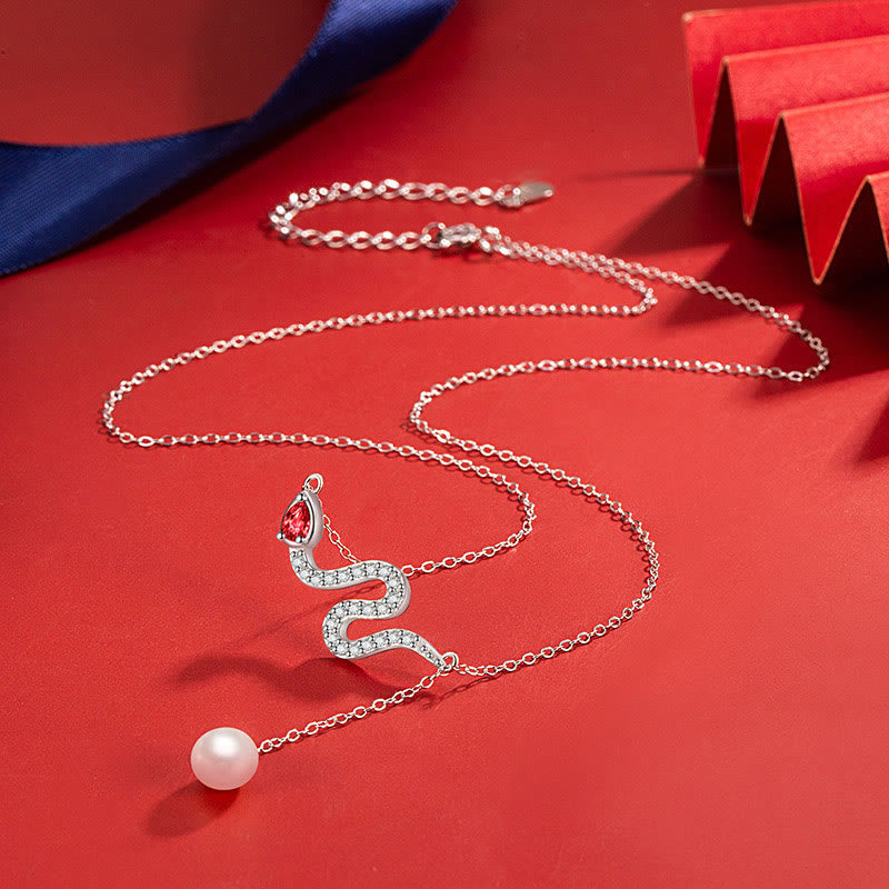 Perlenkette mit Schlangenanhänger aus 925er Sterlingsilber | Schutz &amp; Weisheit