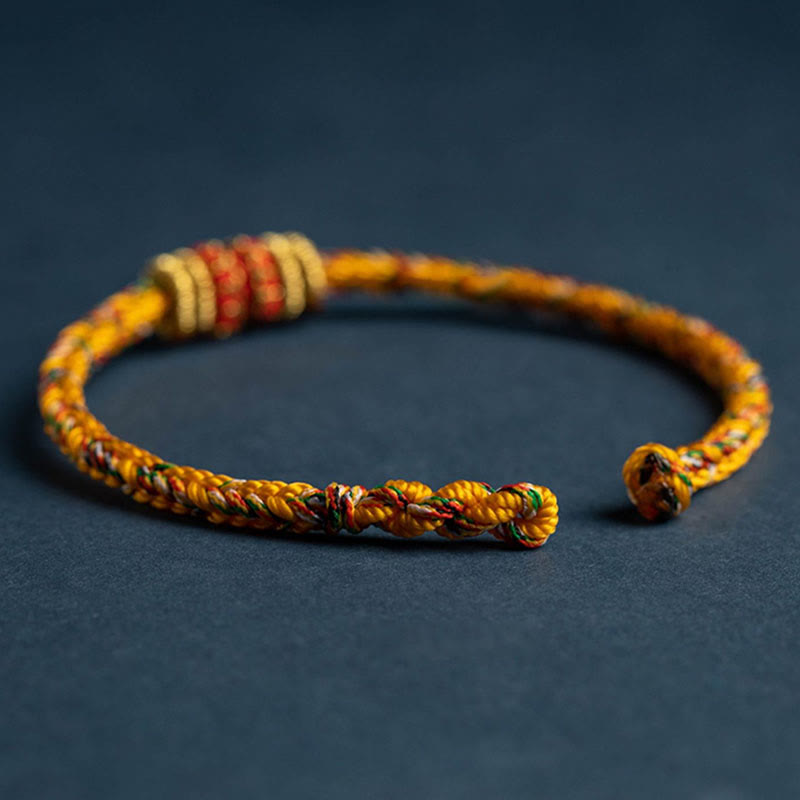 Handgefertigtes rotes Schnurarmband mit chinesischem Tierkreiszeichen für Glück und Stärke