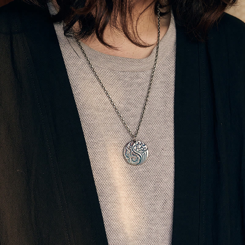 Halskette aus 990er Sterlingsilber mit Yin-Yang-Wasser- und Feuerbalance