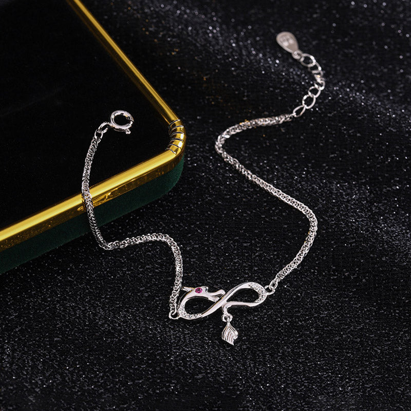 Drachenarmband aus 999er Sterlingsilber mit Zirkon-Endlosknoten-Anhänger