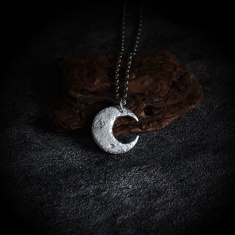 Halskette mit Mond-Balance aus 999er Sterlingsilber für spirituellen Schutz