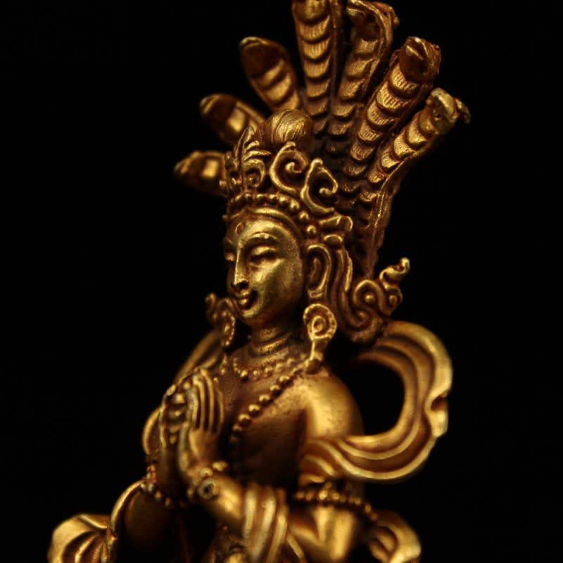 9 cm große Schutzstatue des Bodhisattva Nagarjuna aus Kupfer