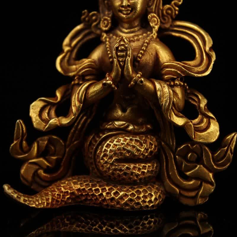 9 cm große Schutzstatue des Bodhisattva Nagarjuna aus Kupfer