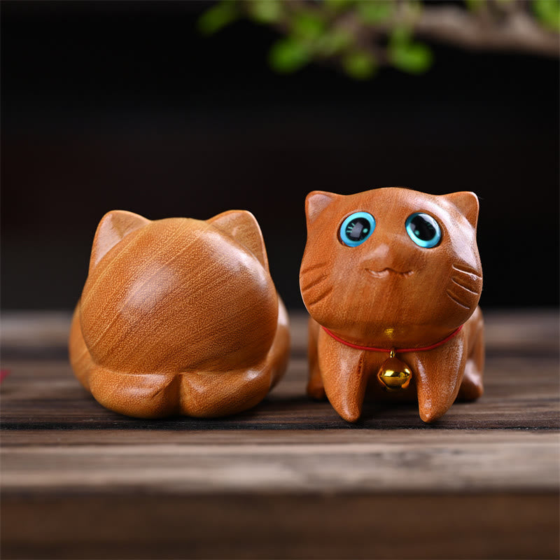 9 cm große Sandelholz-Skulptur „Schlafende Katze“ im Zen-Dekor