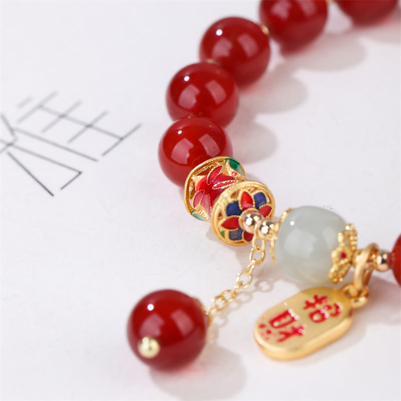 9 mm rotes Achat-Jade-Charm-Armband mit Vertrauen