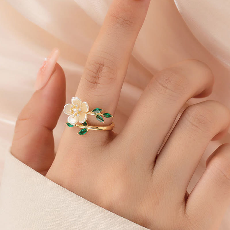 Verstellbarer Kupferring mit Perlenblume und Zirkonia für Glück und Reichtum