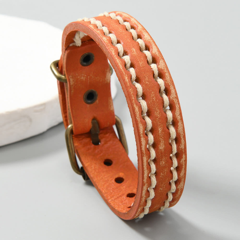 Verstellbares Vintage-Lederarmband mit spiritueller Stärke