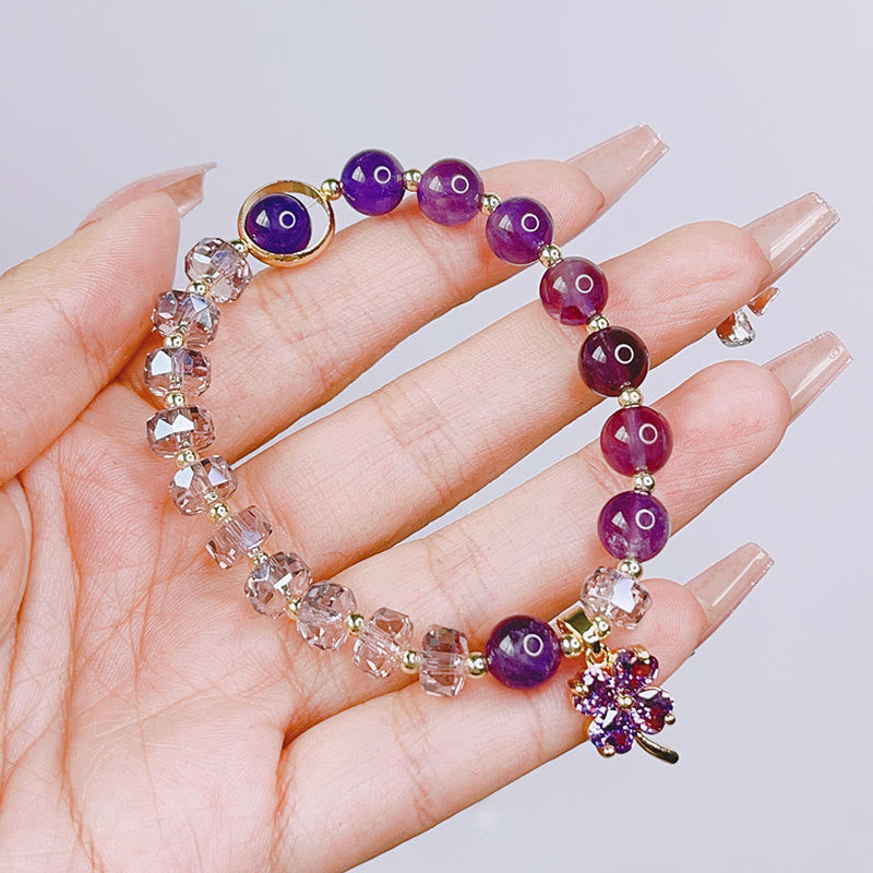 Amethyst-Kristallarmband mit vierblättrigem Kleeblatt zur Heilung