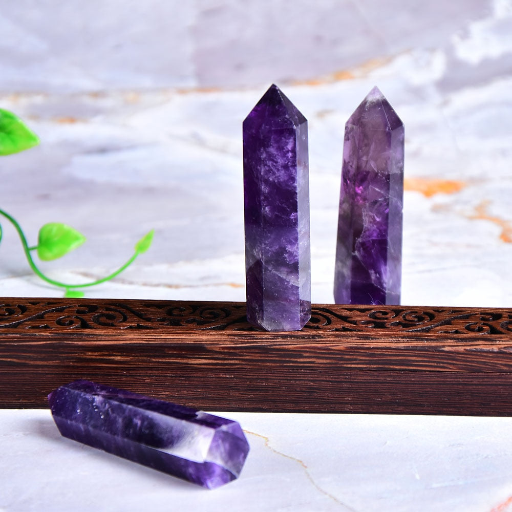 Amethyst-Heilkristallturm zur Energiefokussierung