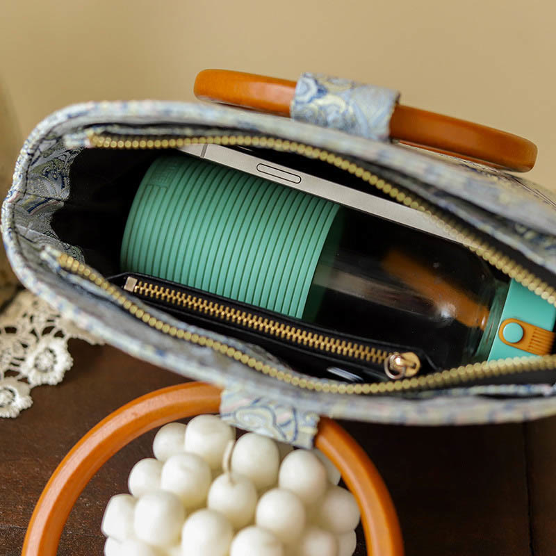 Handtasche mit Muscheldruck „Auspicious Clouds“, 26 cm, klassischer Stil